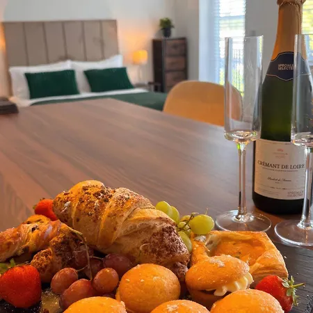 Truly Scrumptious Tatil Evi